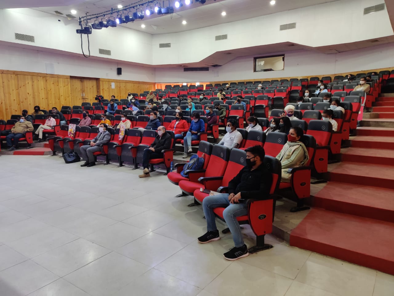 NAB organized seminar on assistive technologies, led by visually challenged individuals.