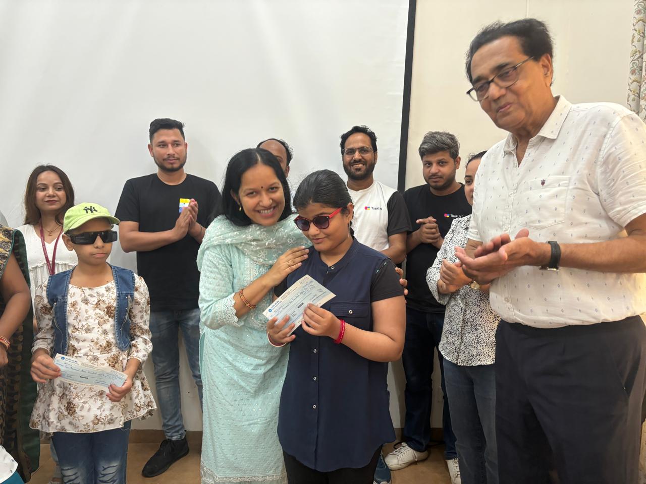 Scholarship distribution on 6.07 (15)