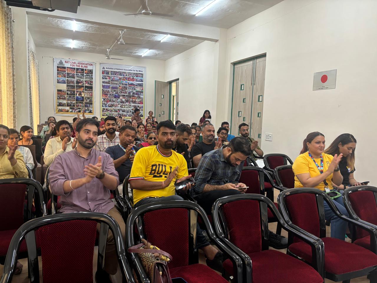 Scholarship distribution on 6.07 (43)