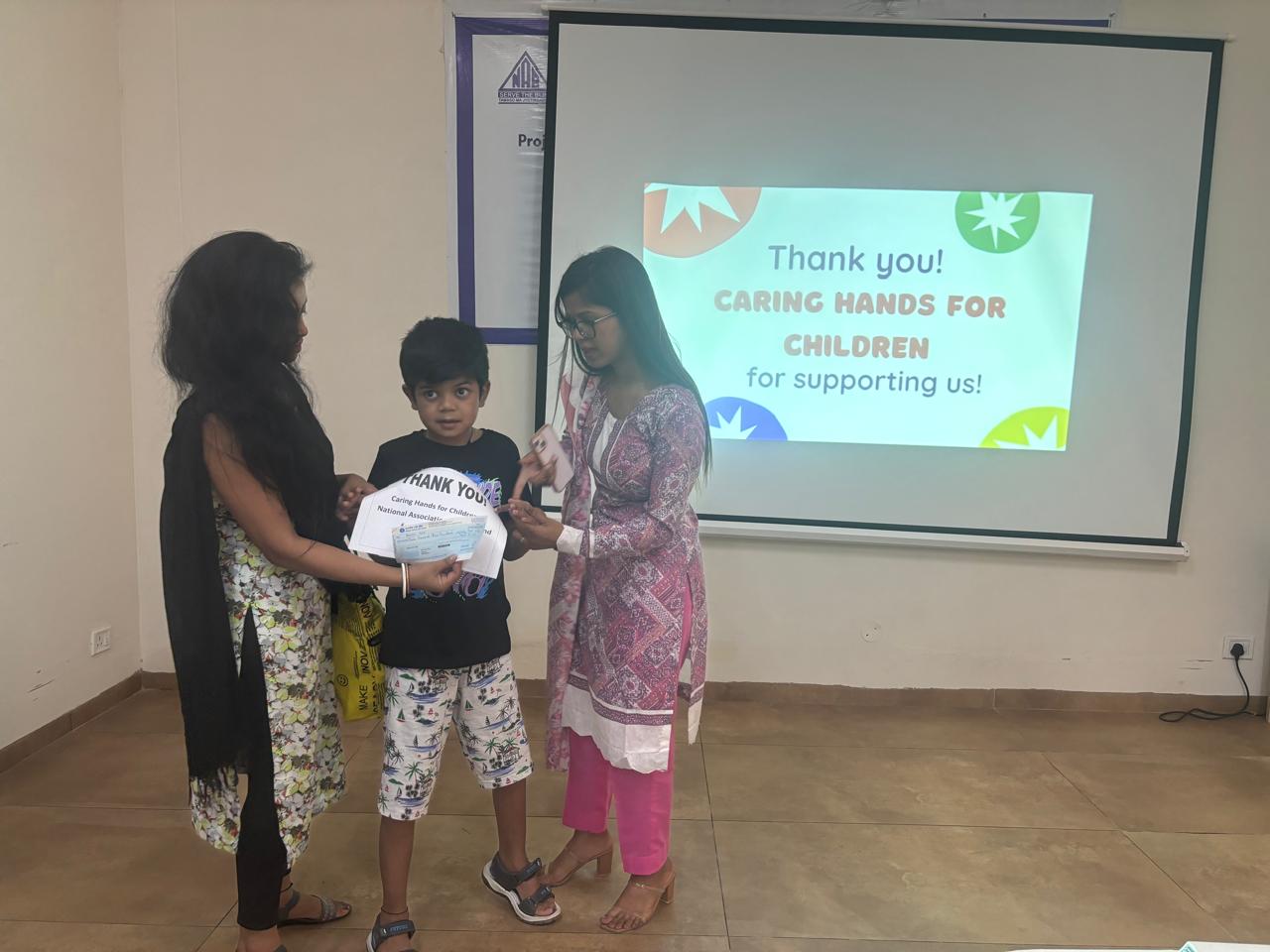 Scholarship distribution on 6.07 (44)