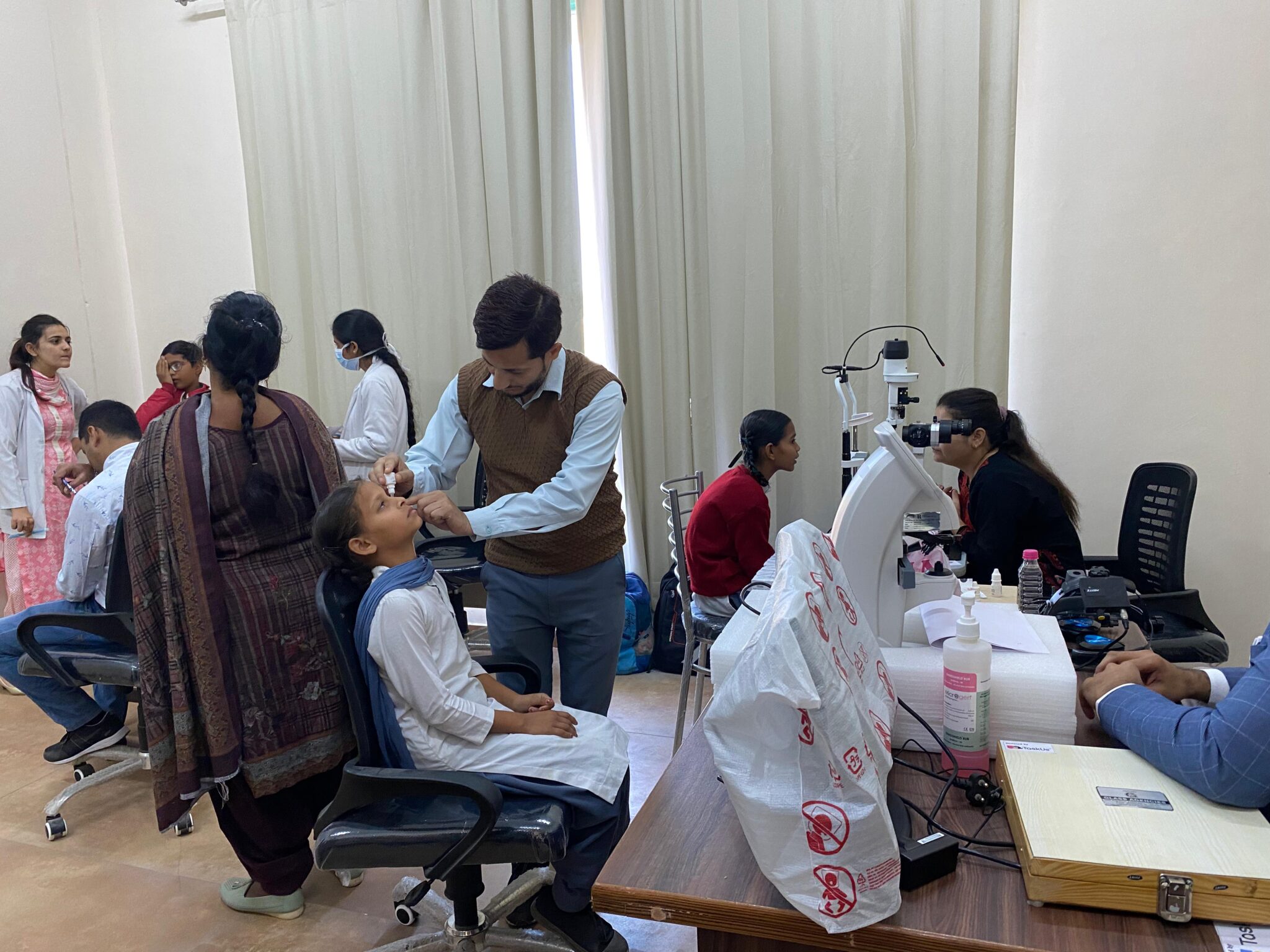 Free eye check up camp on 22.11 (164)