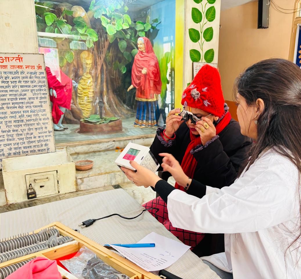 Sanatam Mandir, Dhanas (2)