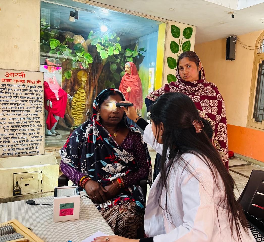 Sanatam Mandir, Dhanas (5)